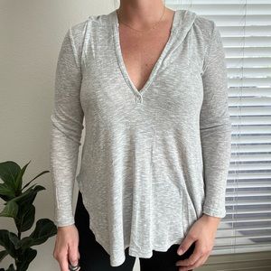 Hooded knit long sleeve